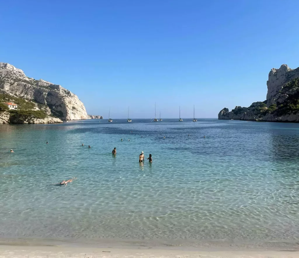 Calanque Sormiou, plage, chill, detente, eaux turquoise