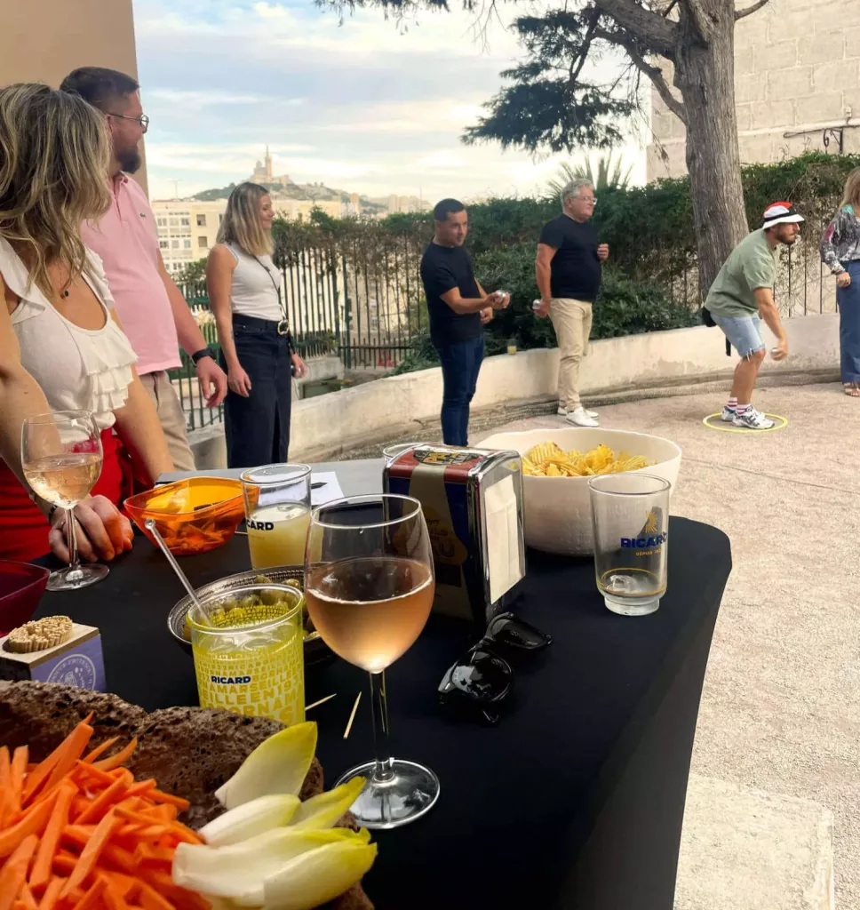 cohesion equipe petanque aperitif marseille 